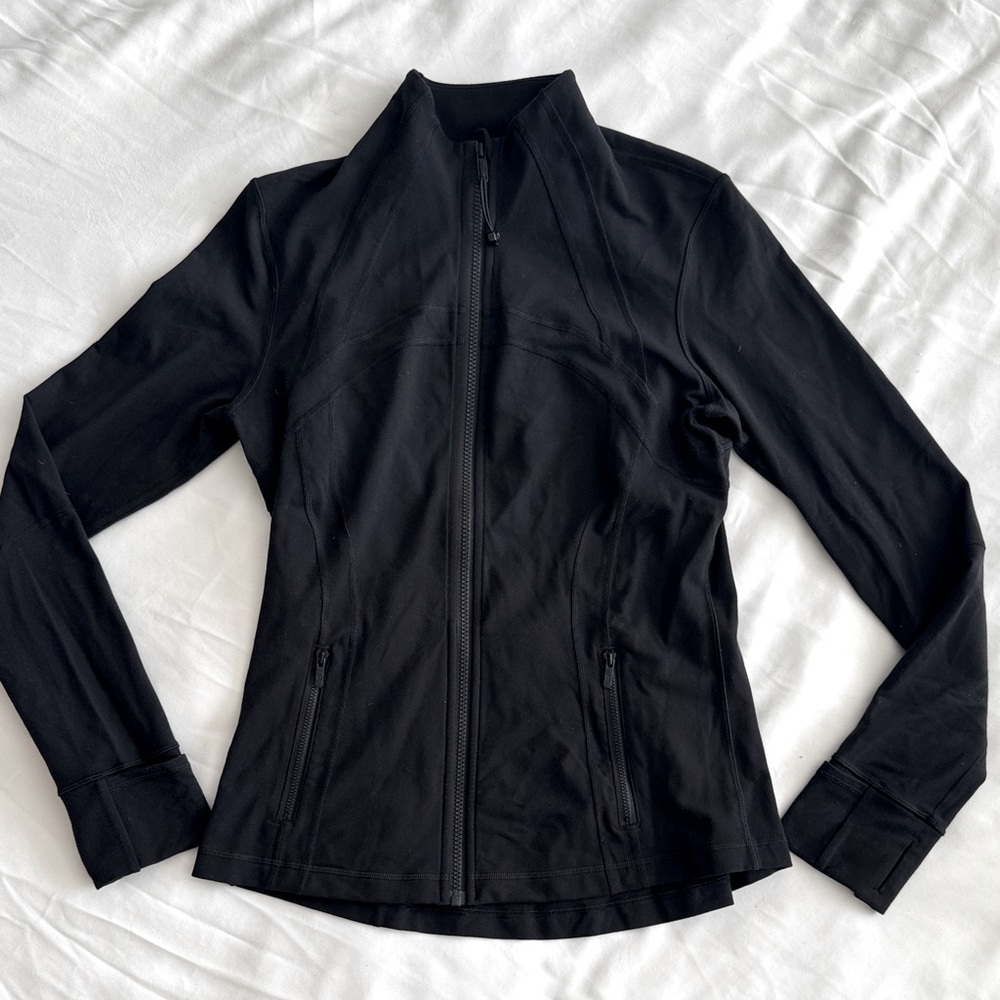 Black Lululemon zip up jacket